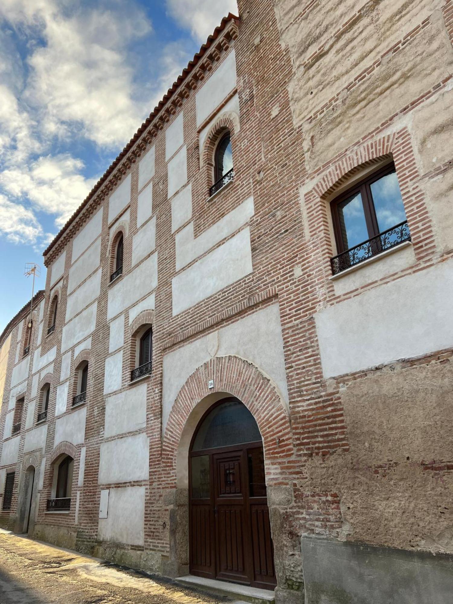 Casa Rural El Torreon Fontiveros Exterior foto